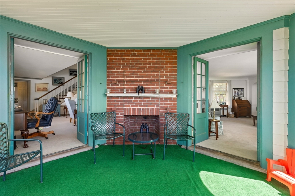 37 Marmion Way, Rockport