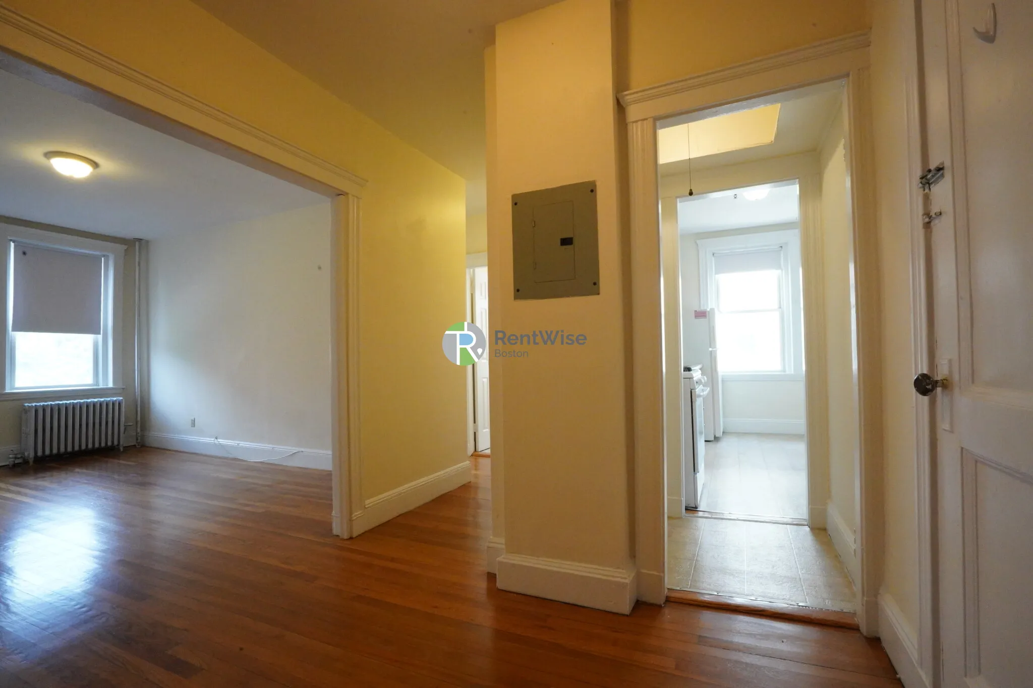 135 Washington St, Brighton