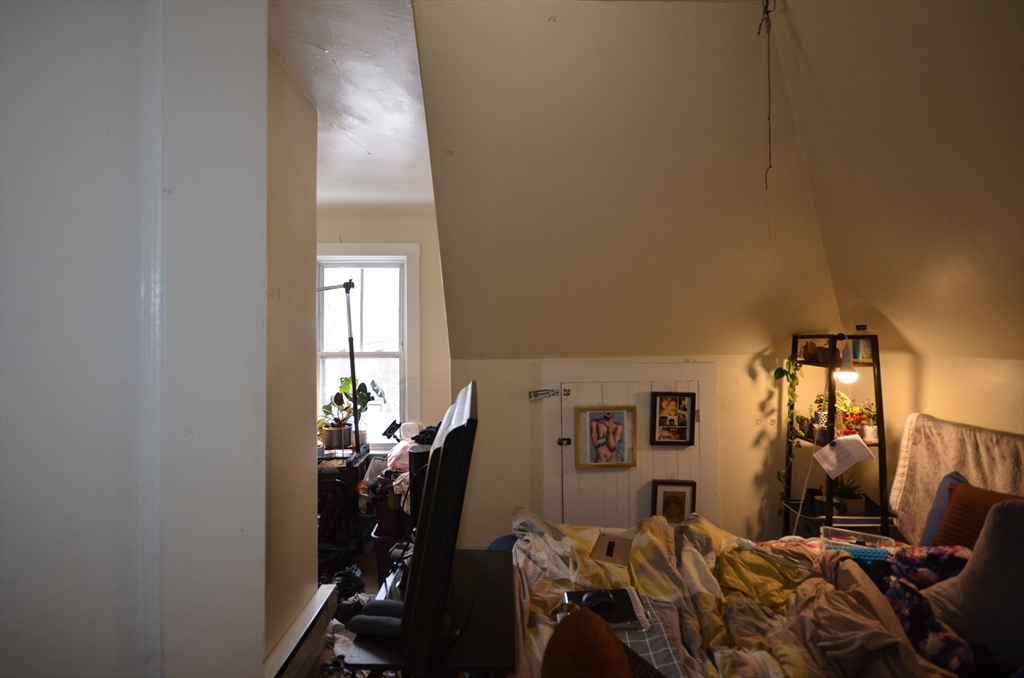 124 Academy Hill Rd, Brighton