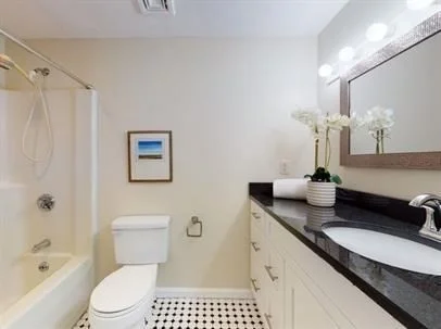 137 Glenville Ave, Allston