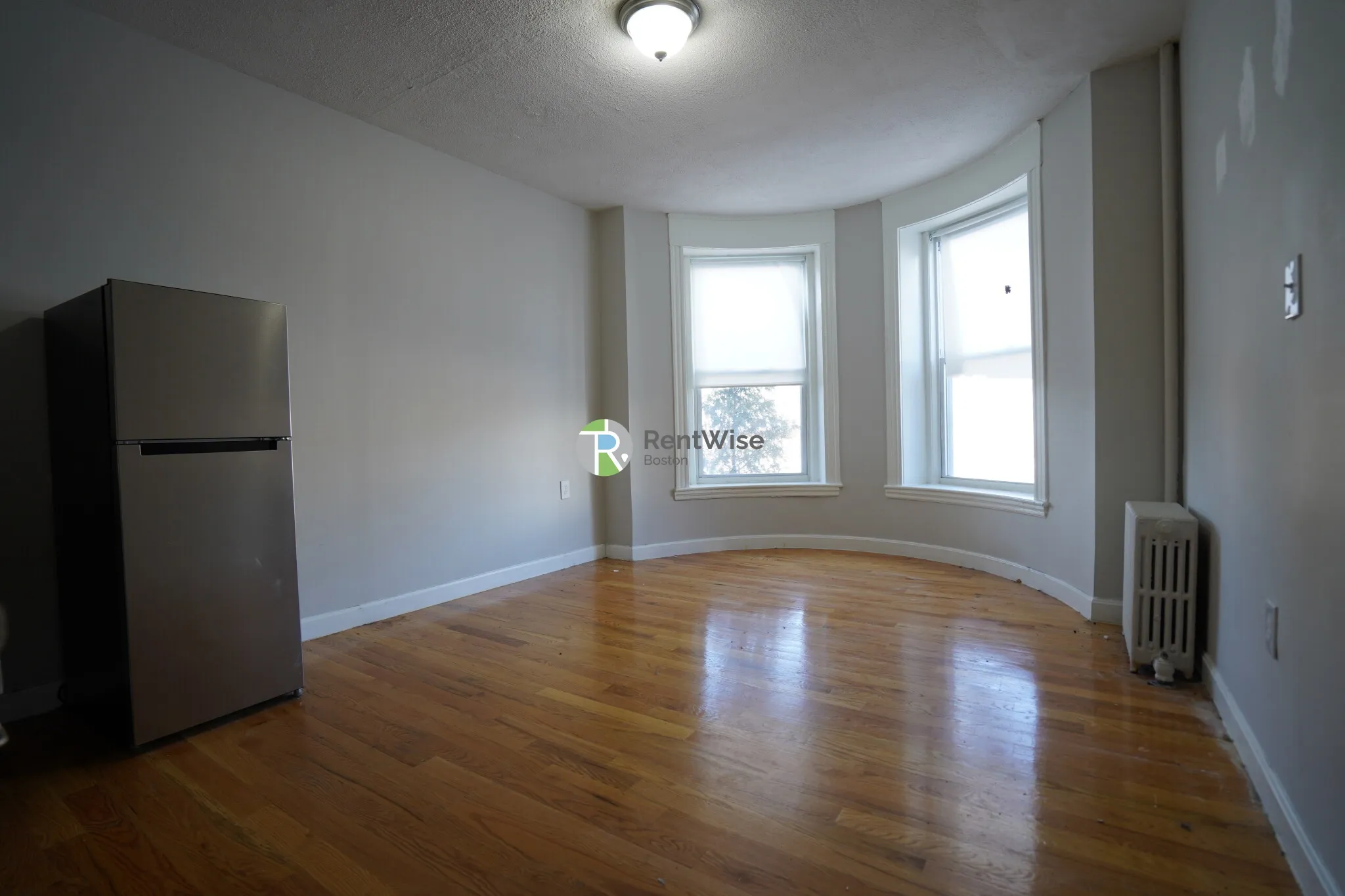 1132 Commonwealth Ave, North Brookline