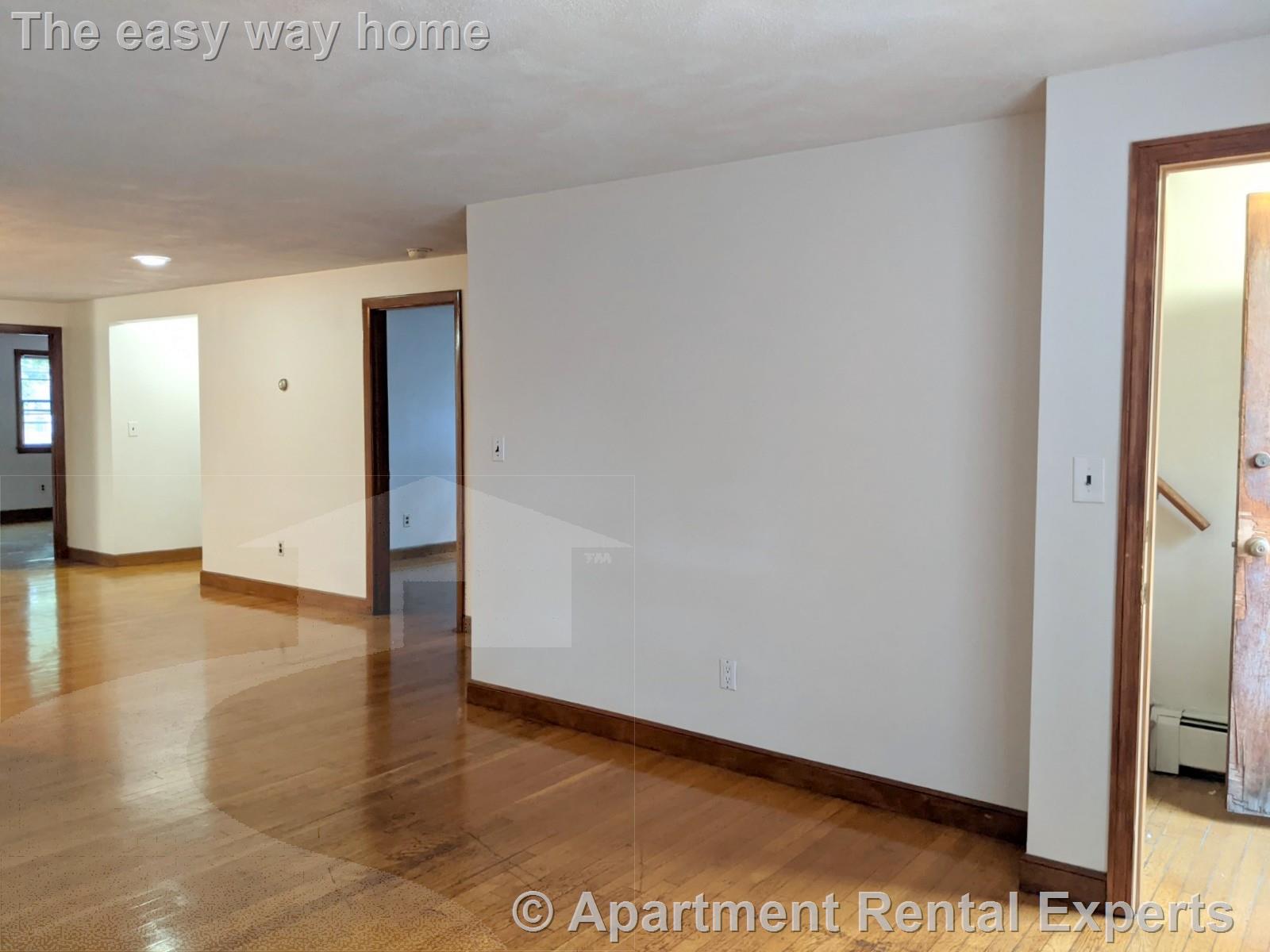 400 Walden St, Huron Village