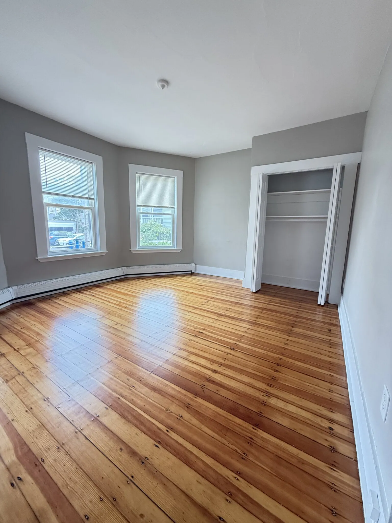 6 Bowdoin Park, Dorchester