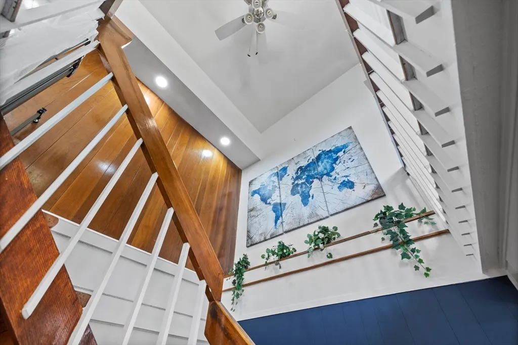 11 Patterson Rd, Lexington