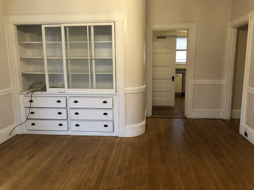 68 Boylston St, Brookline