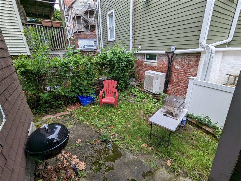 95 Lowell St, Spring Hill