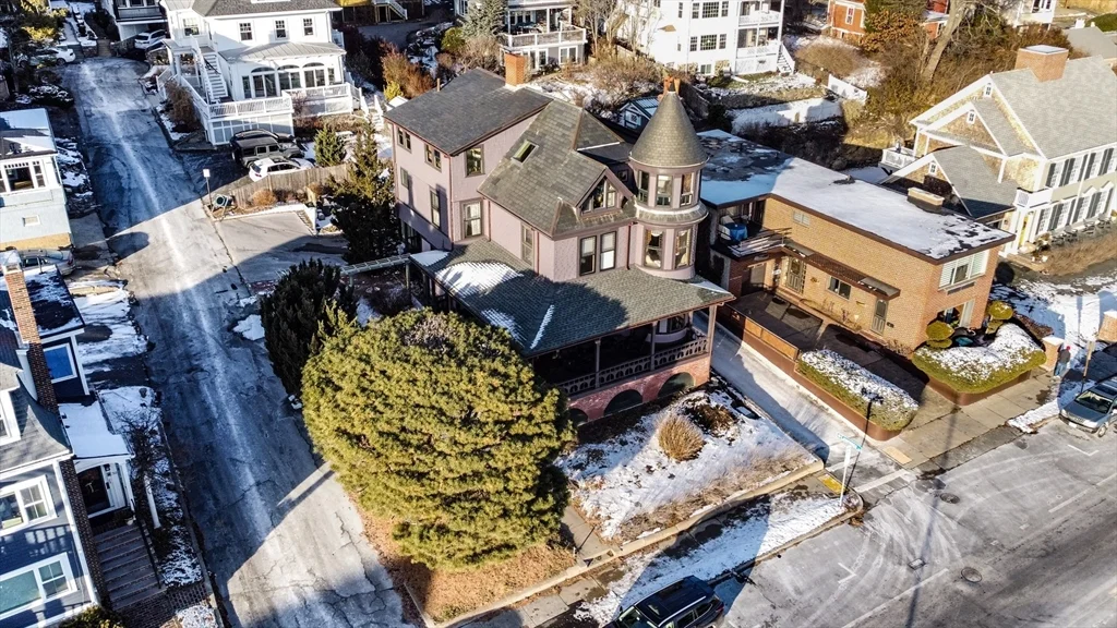 322 Humphrey St, Swampscott