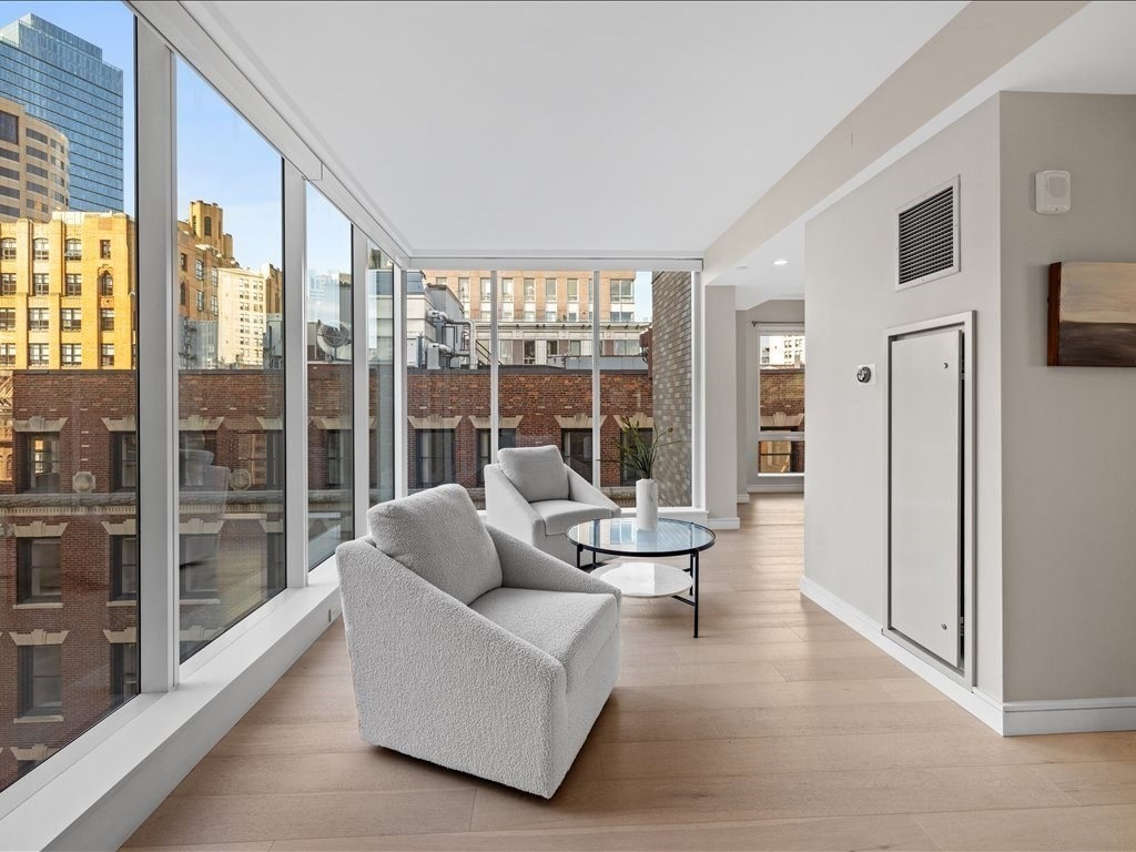 110 Broad St, Waterfront