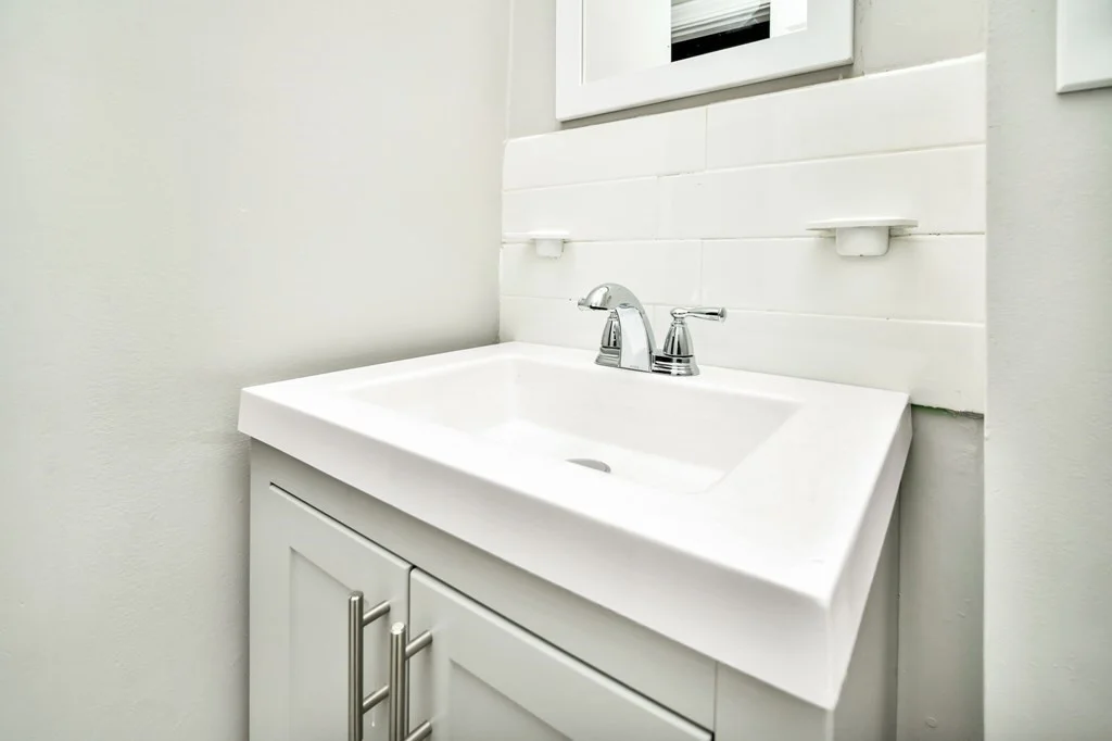 109 Walnut St, Winter Hill