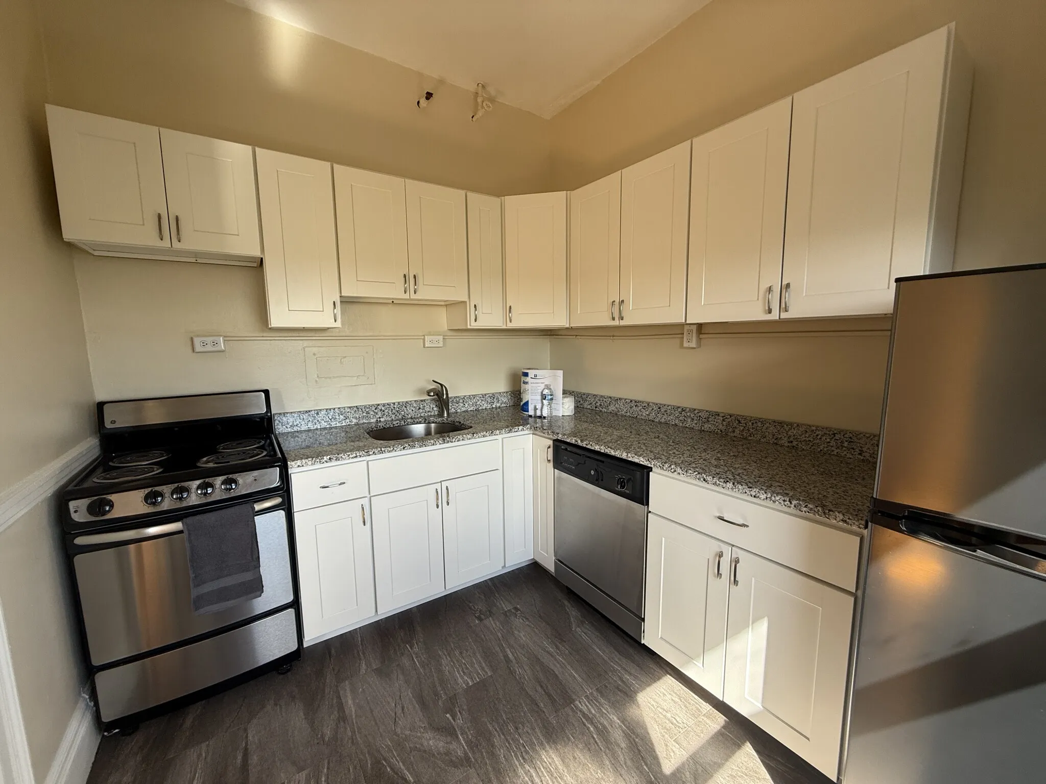 1470 Beacon St, Corey Hill