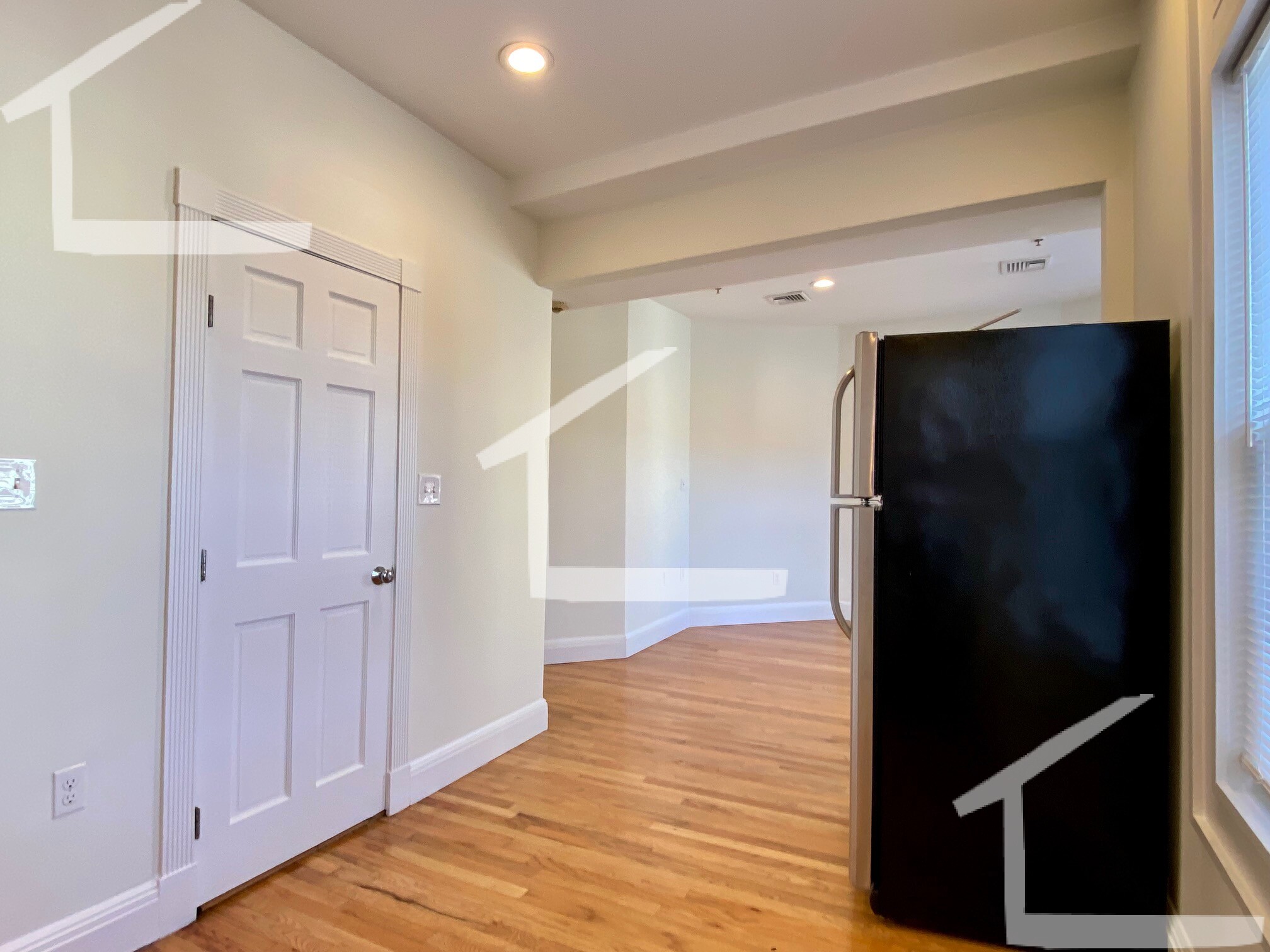 10 Brainerd Rd, Allston