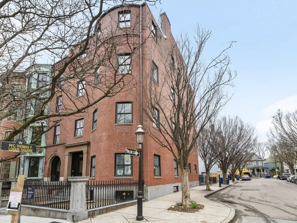 8 Monument Sq, Charlestown