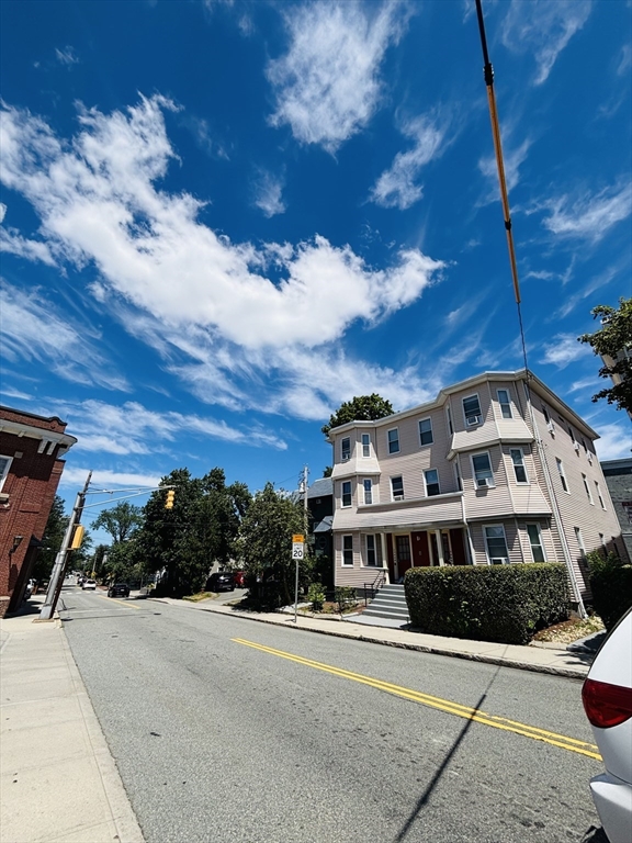 2A Sherman St, Neighborhood Nine