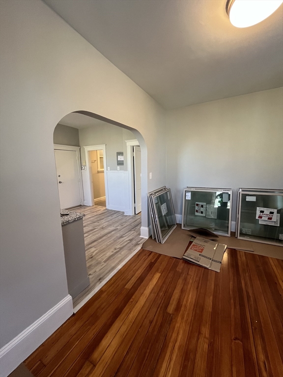 108 Bristol Rd, Somerville