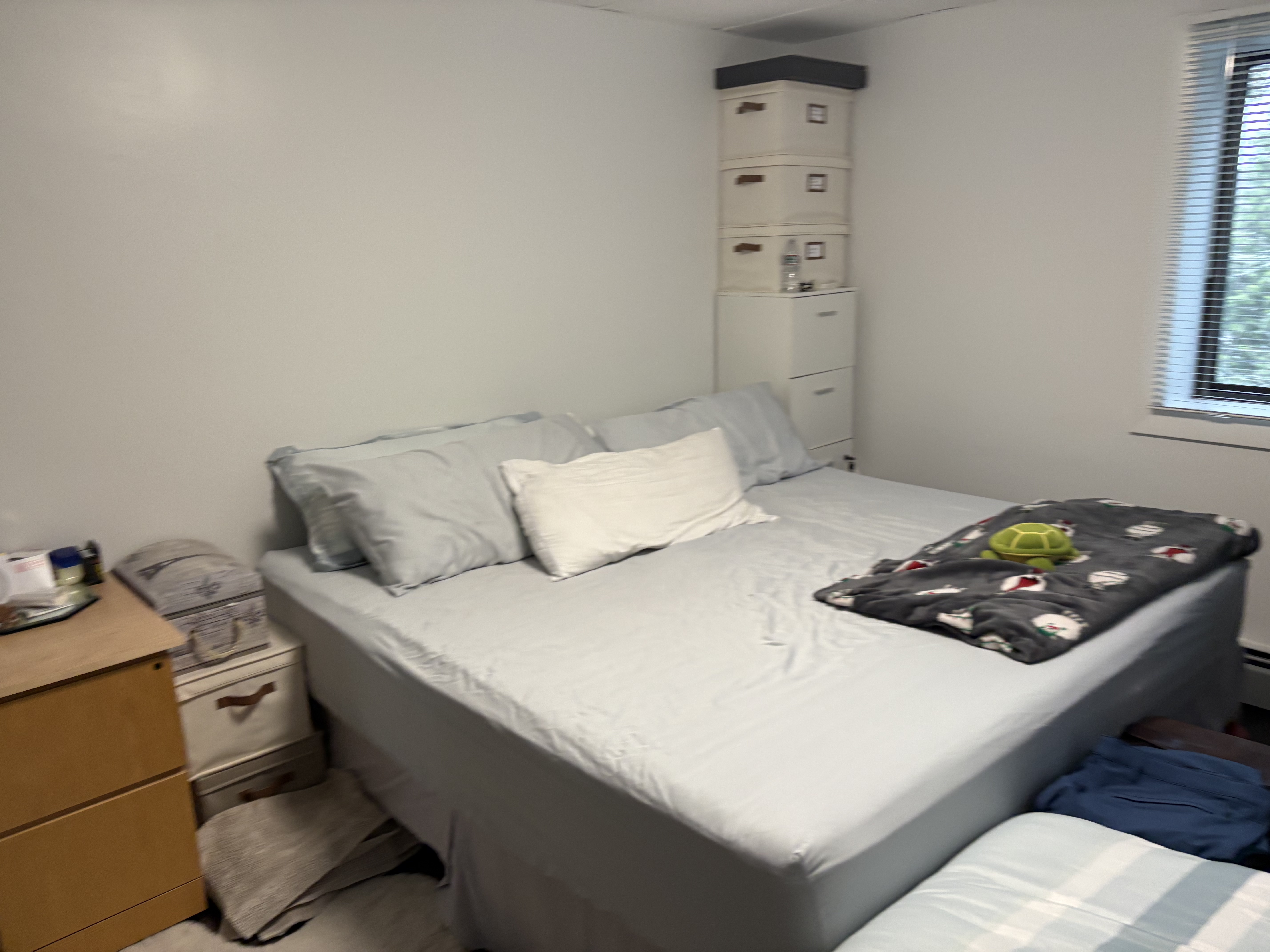 24 Hamilton St, Saugus