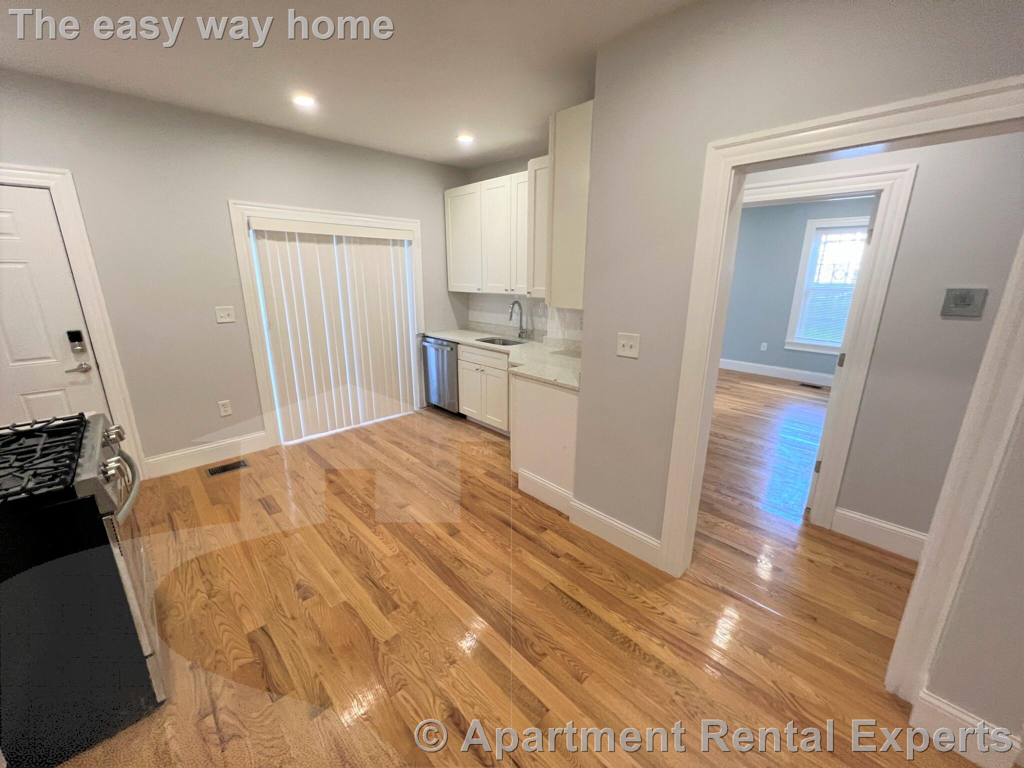 374 Oxford St, Porter Square