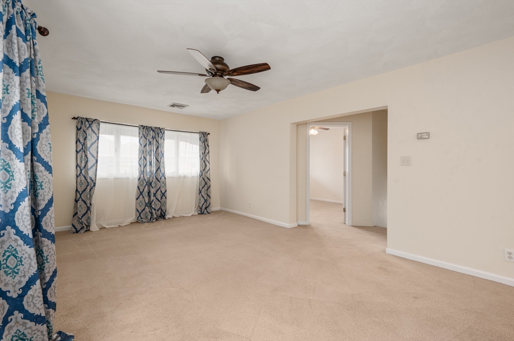 74 Windsor Rd, Tufts University