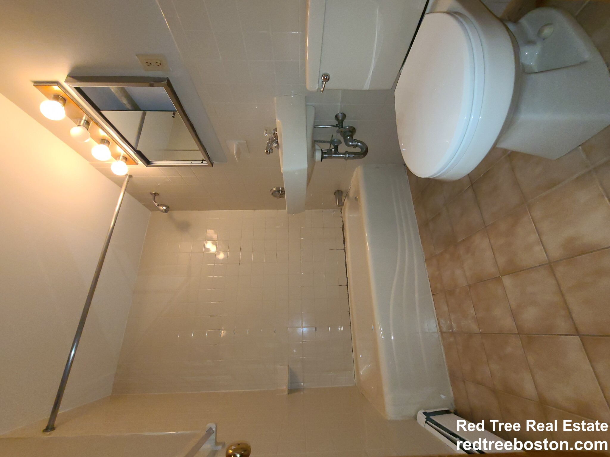 288 Grove St, Auburndale