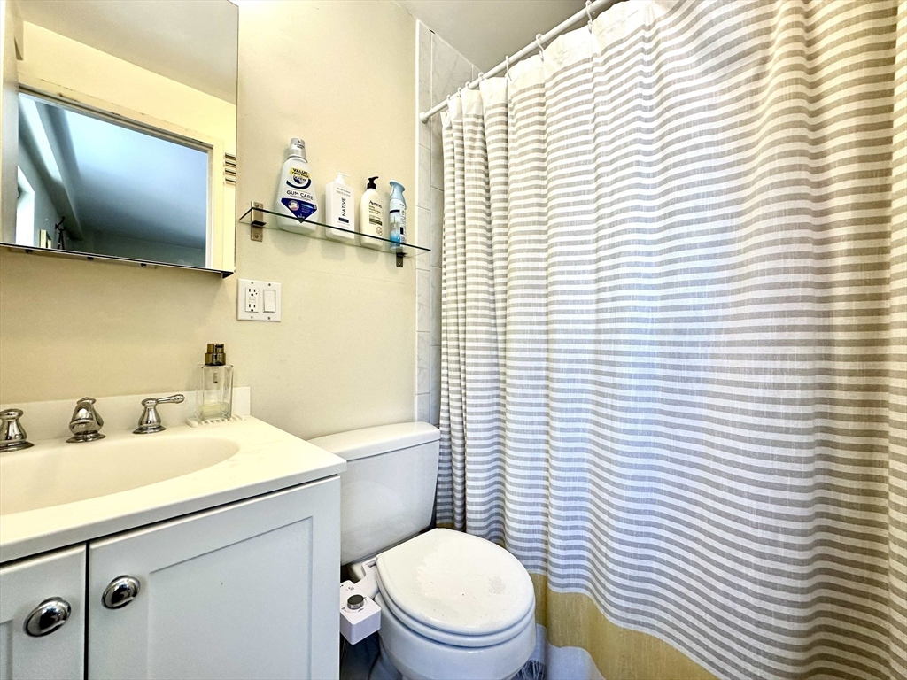 1600 Beacon St, Corey Hill