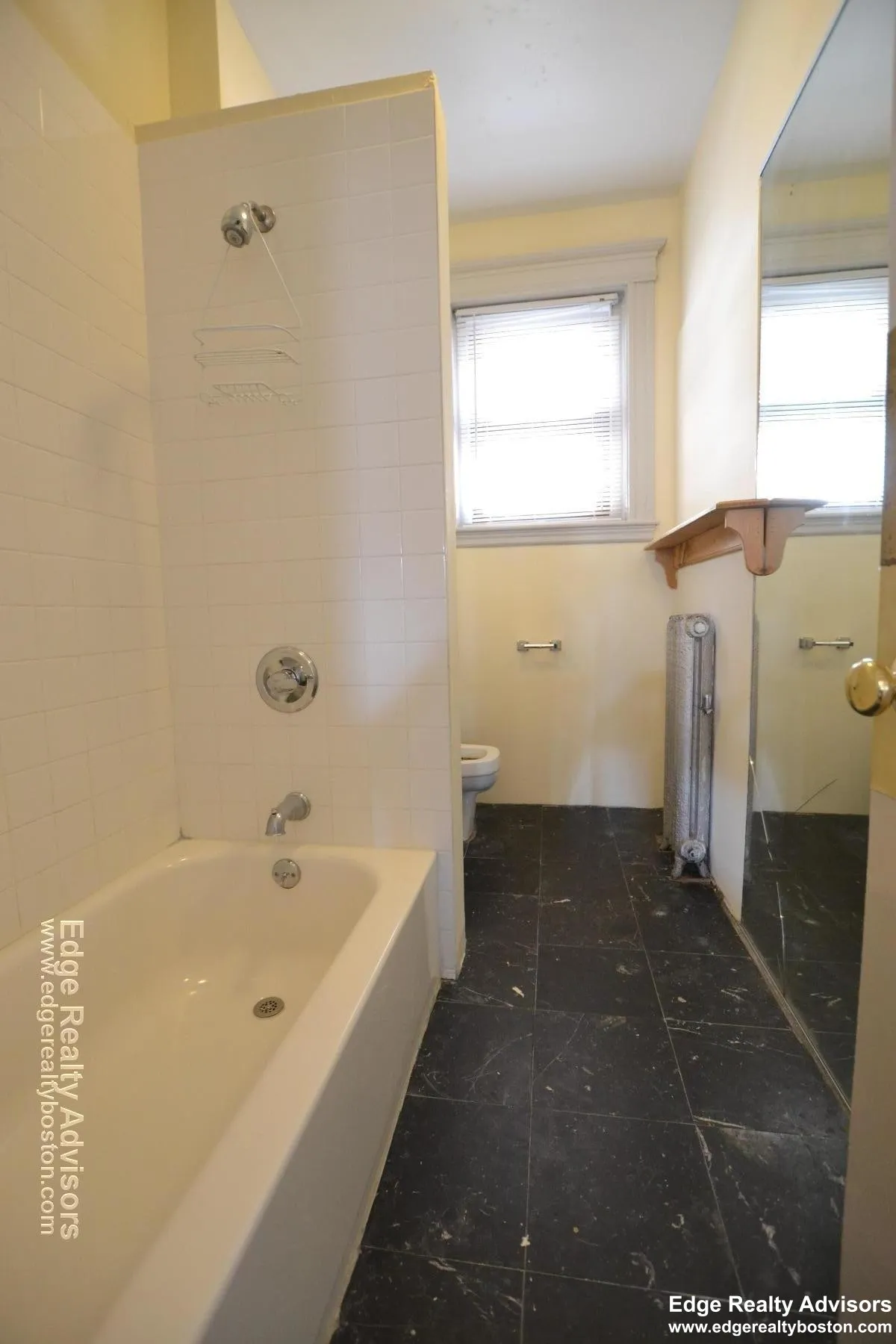 43 Orkney Rd, Brighton