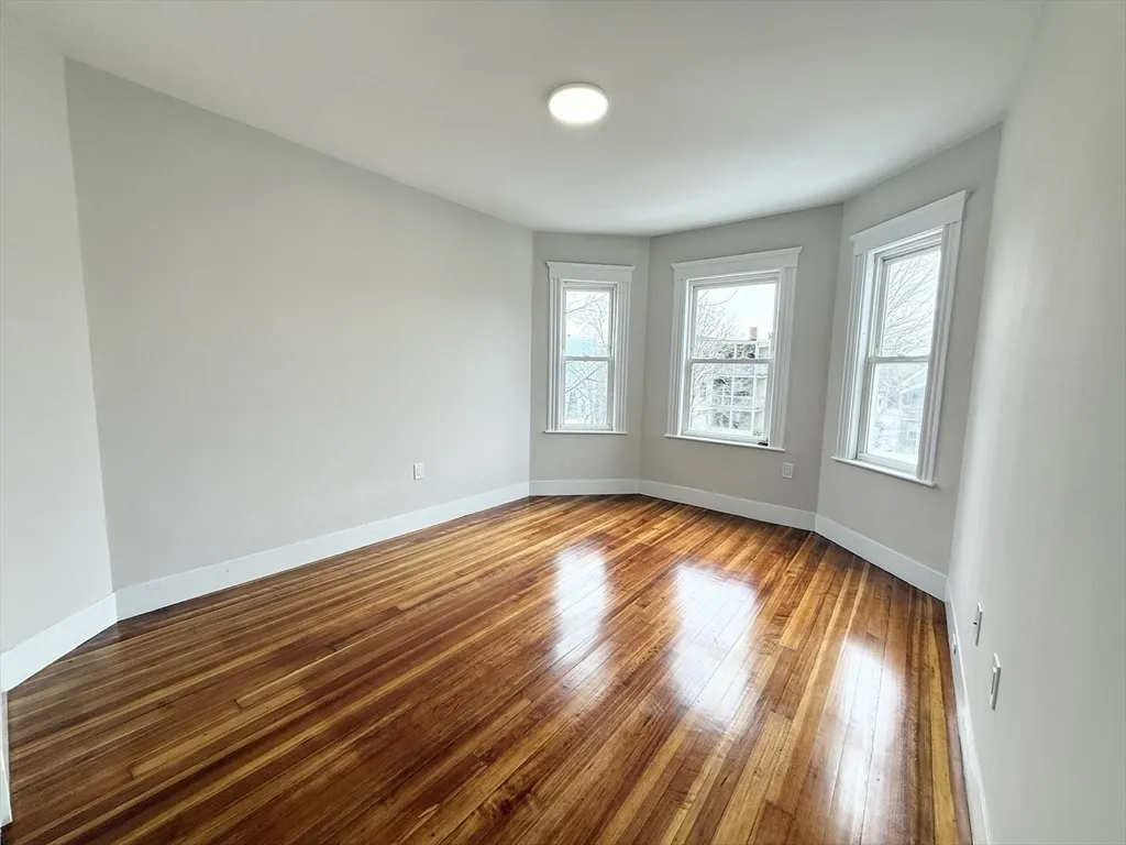 36 Raven St, Dorchester