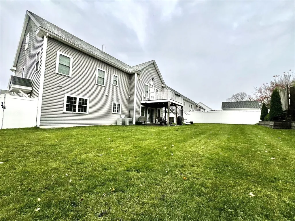 259 Oakwood Ave, Revere