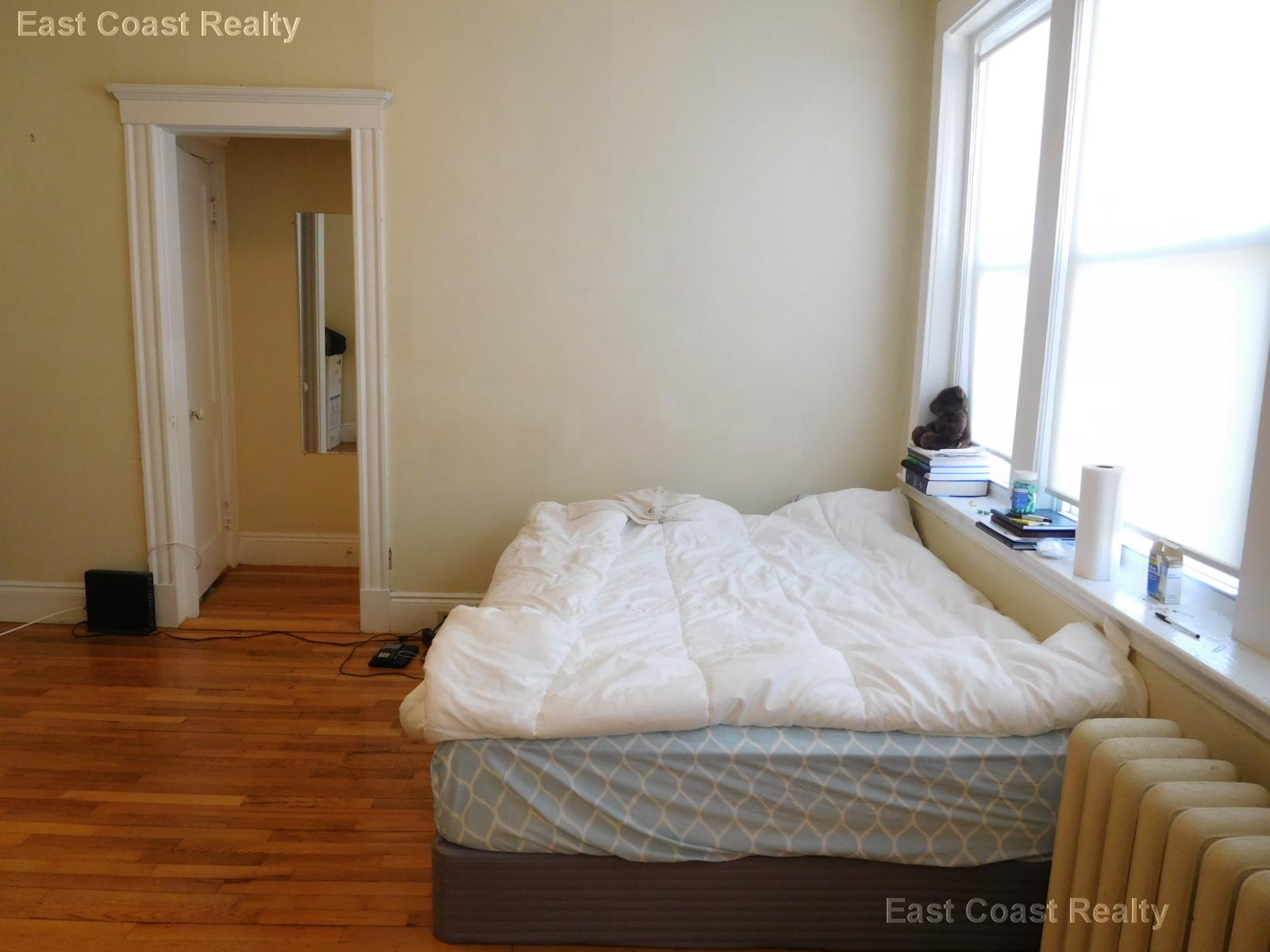 236 Kelton St, Allston