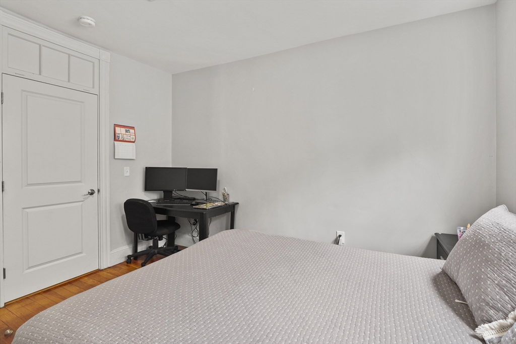 139 Adams St, Waltham