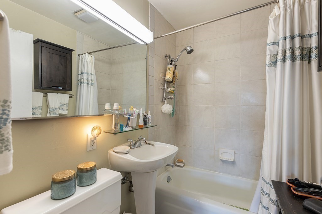 12 Inman St, Central Square