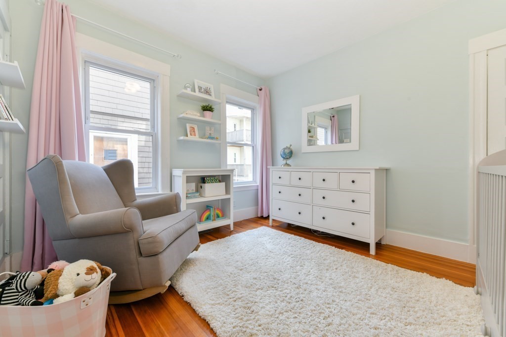 72 Lexington Ave, Davis Square