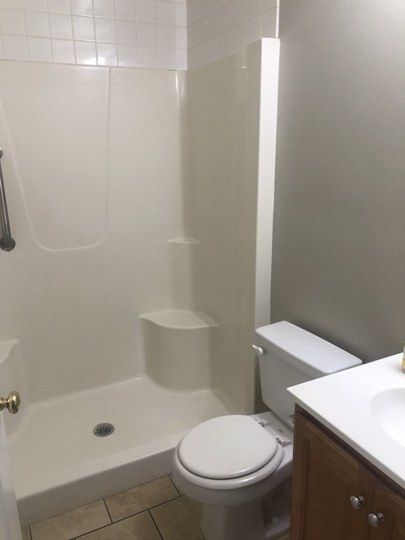 27 Shawmut Ave, Weymouth