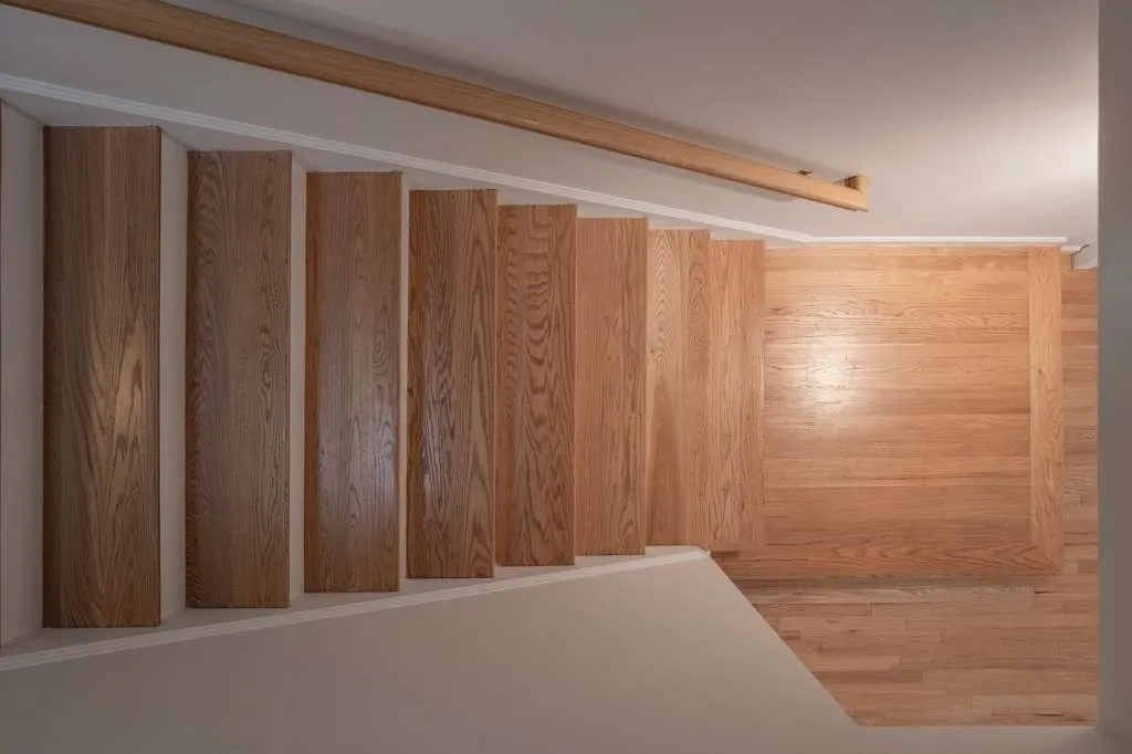 90 Monument, Medford