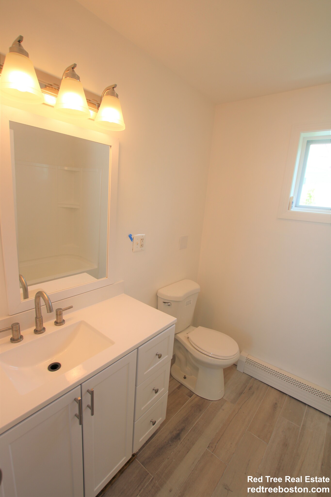 52 Shawmut St, Revere