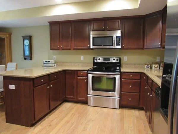 24 Leanne Way, Franklin