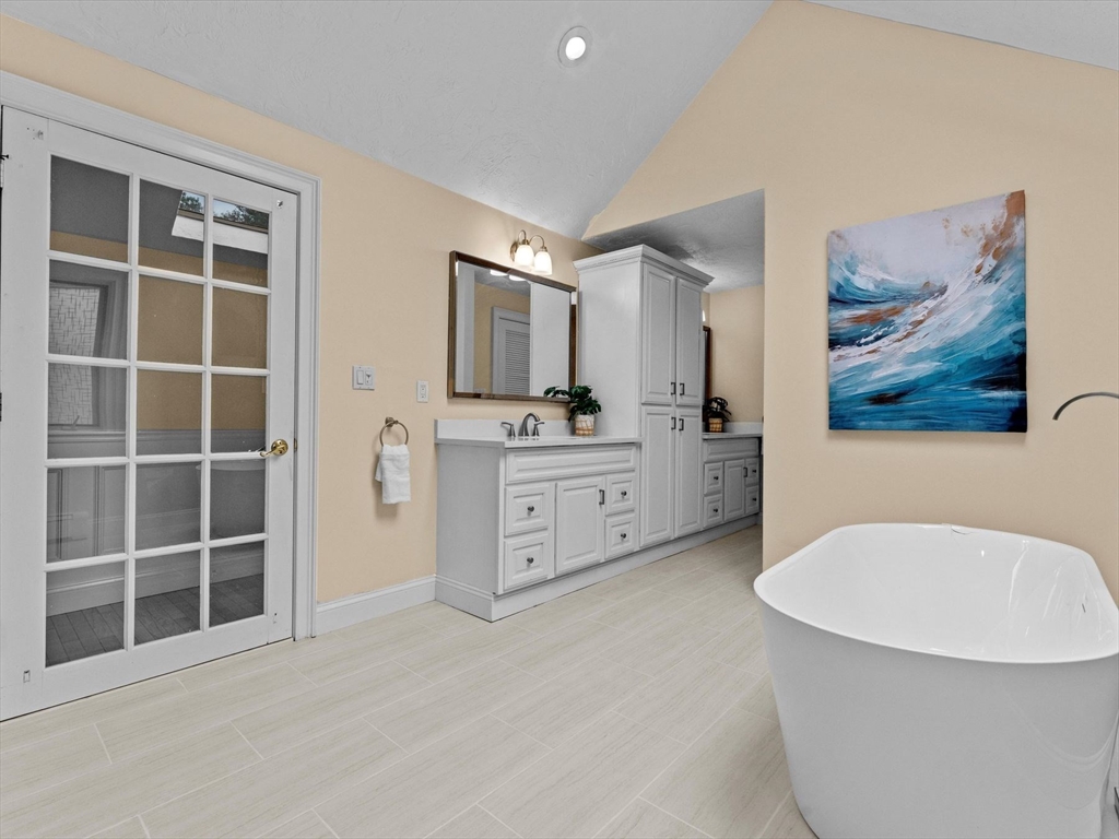 51 Lackey St, Westborough