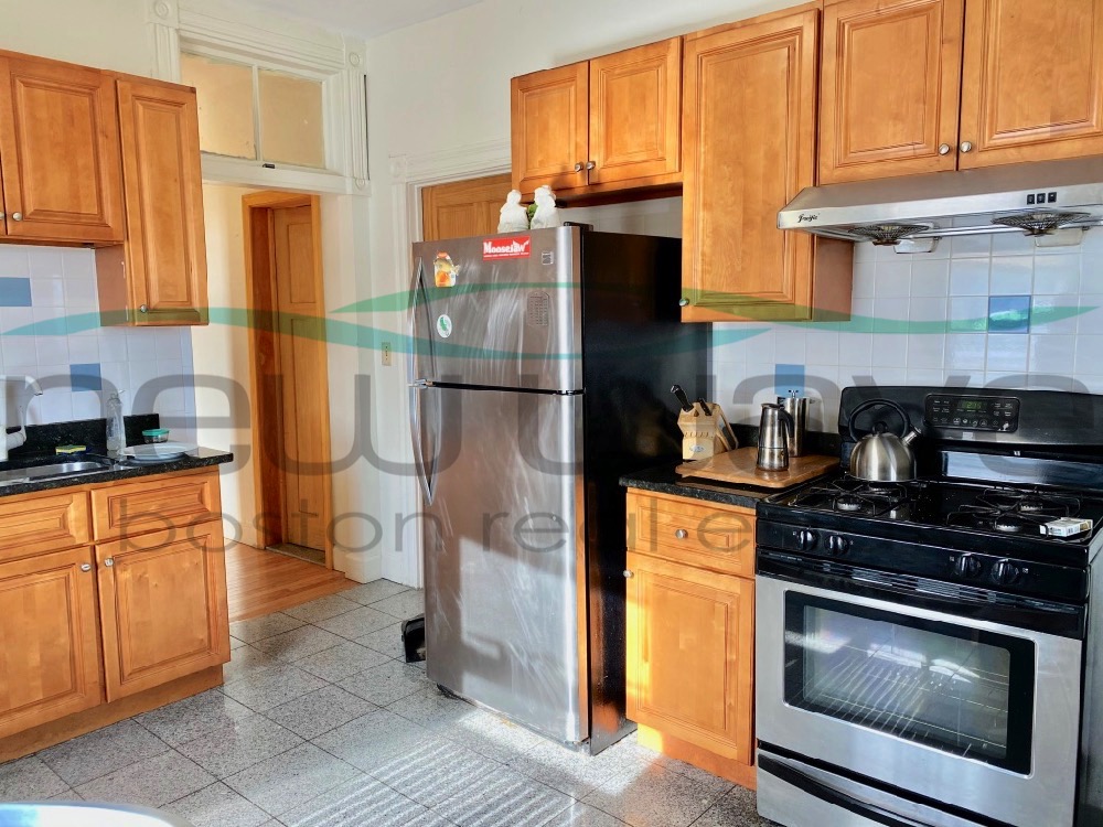 190 Highland St, Roxbury