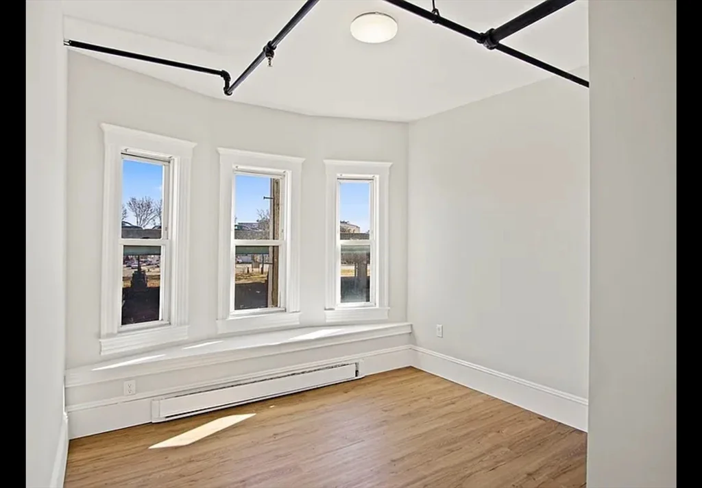 2 Redfield St, Dorchester