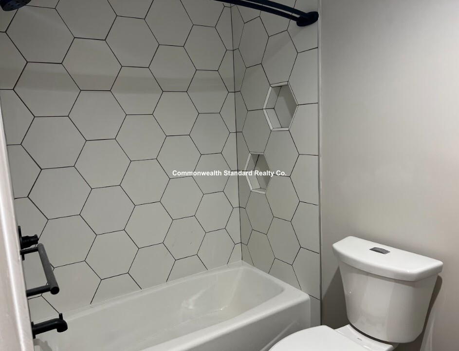 1661-1663 Washington St, South End