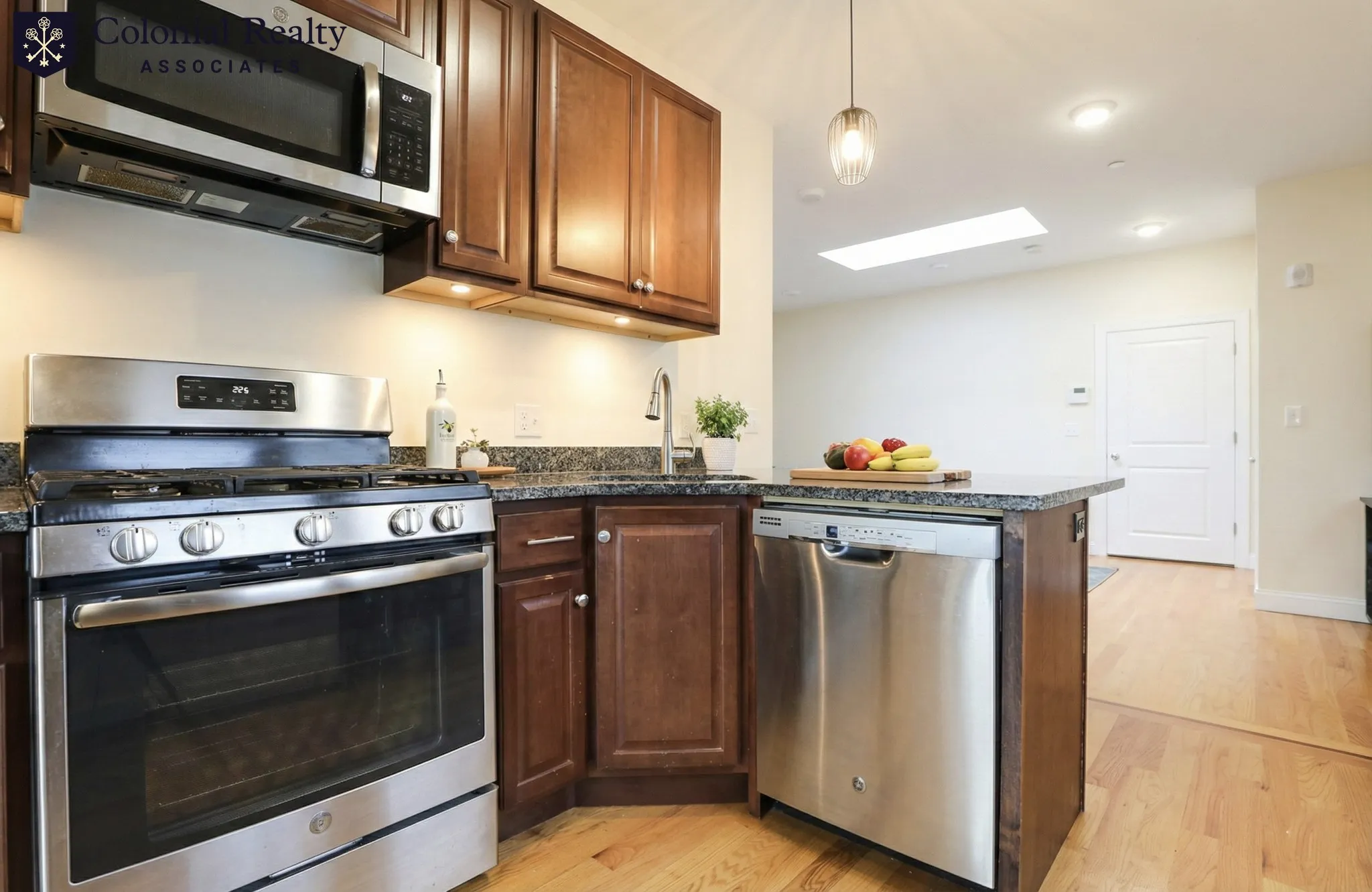 549 Washington St, Brighton