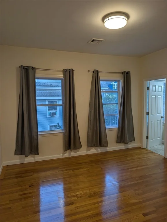 163 Ferry St, Malden