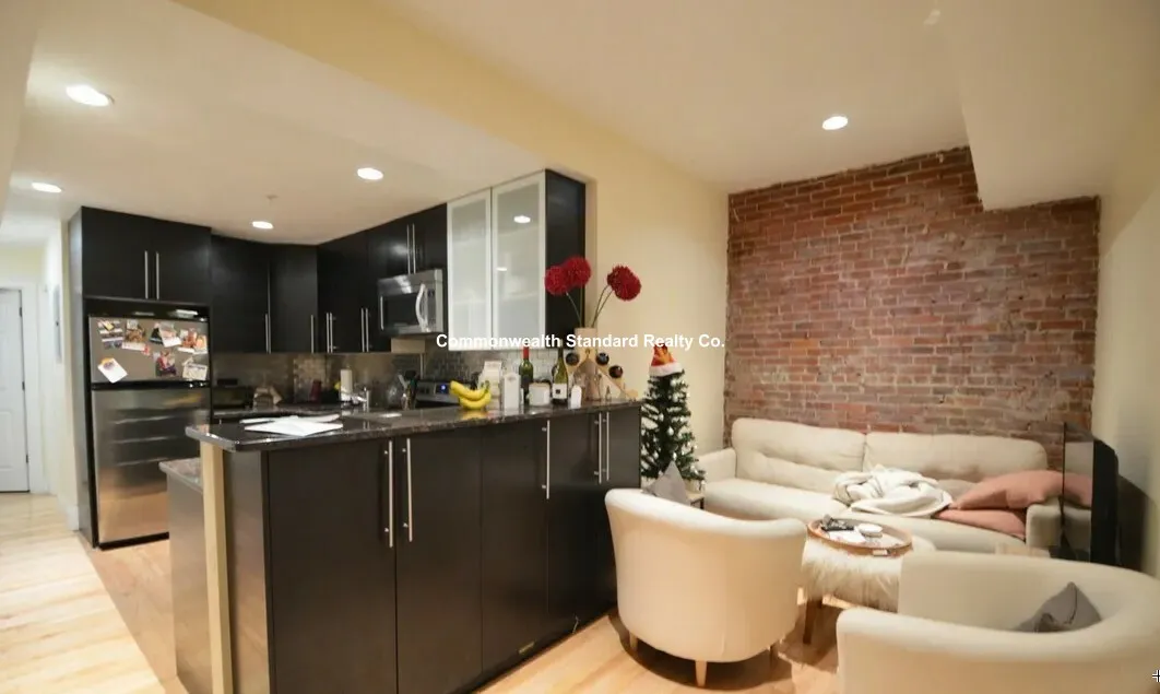 1203 Beacon St, Brookline