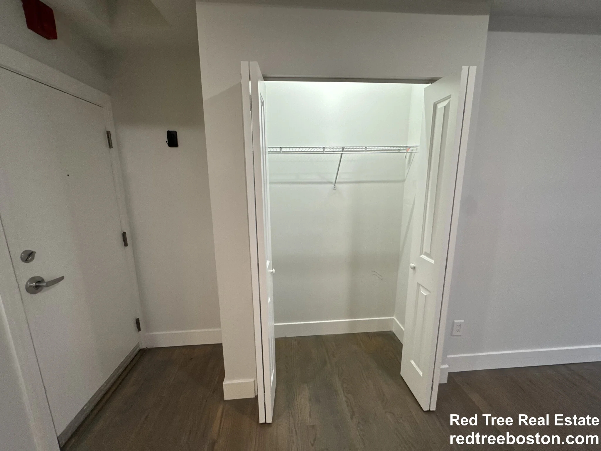 270 Newbury St, Back Bay