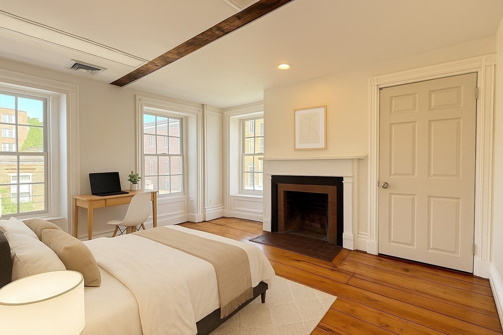 23 Forest St ,, Medford