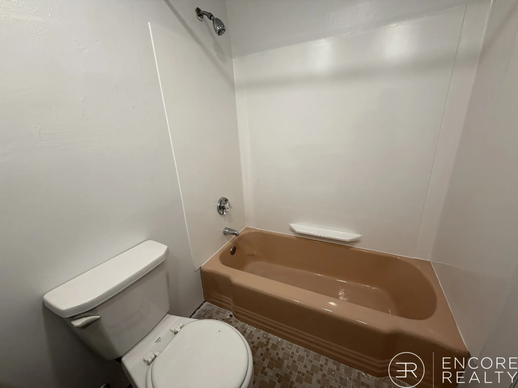 33 Lancaster Ter, Corey Hill