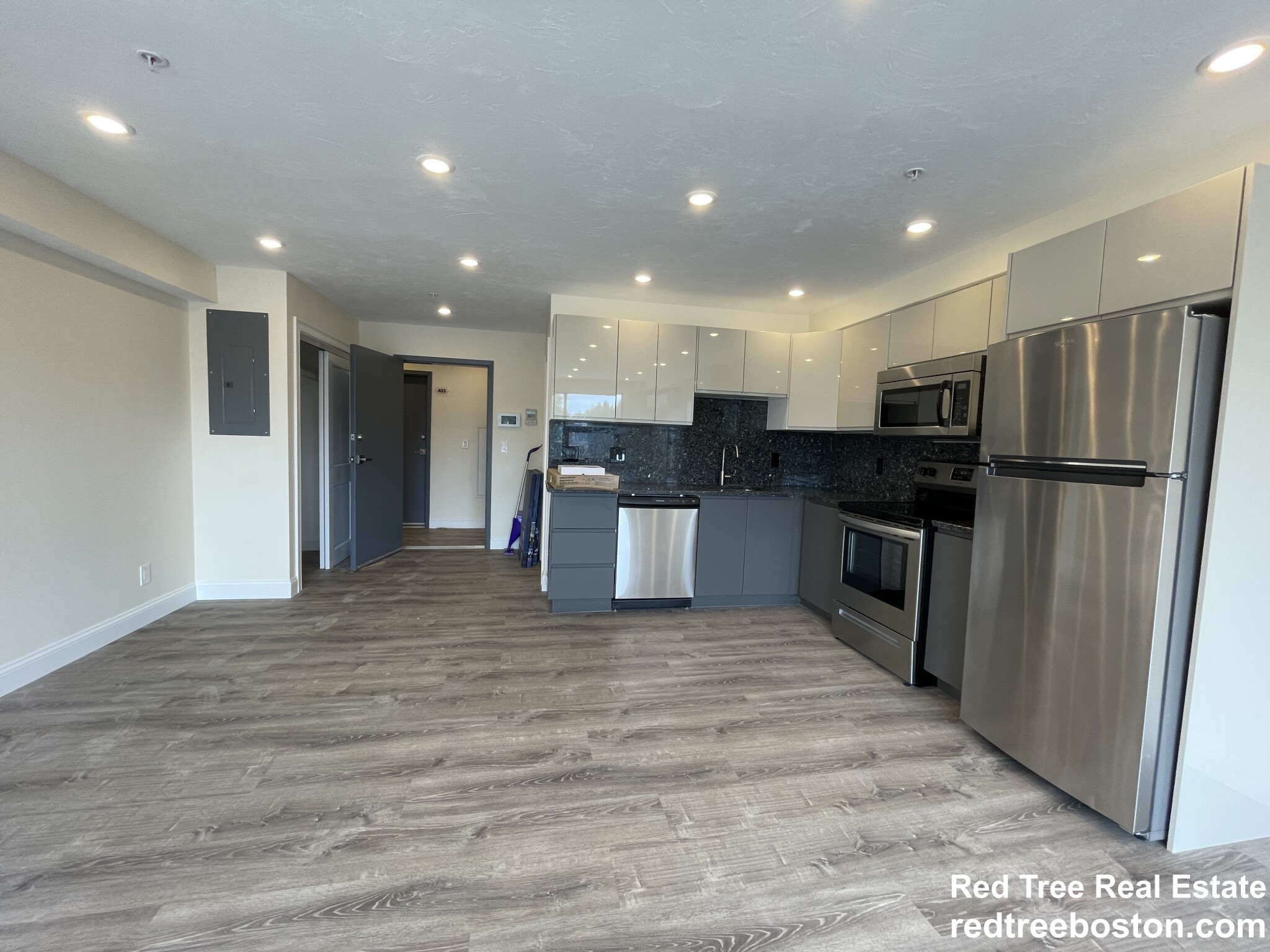 1028 Commonwealth Ave, Boston