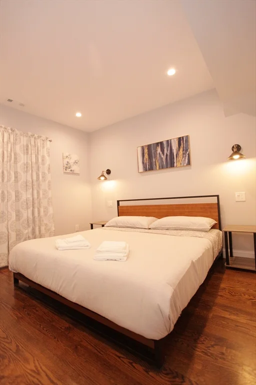 291 Main St, Everett