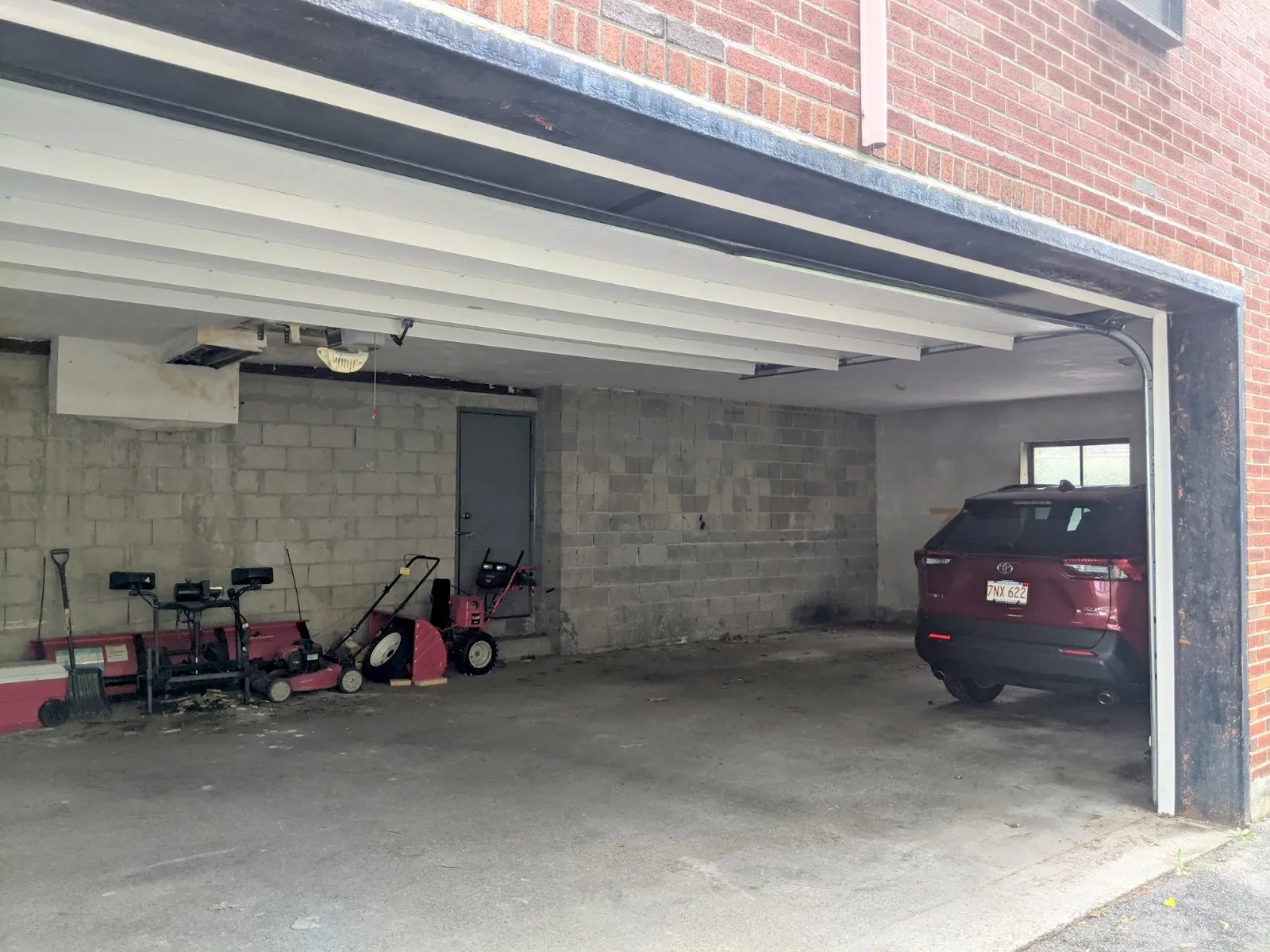 86 Newbury St, Davis Square