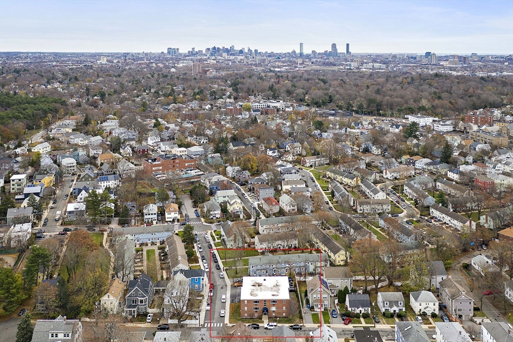 71 Oxford Ave, Strawberry Hill