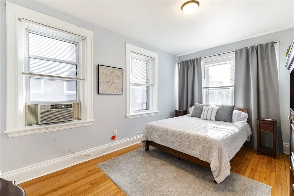 32 Reedsdale St, Allston