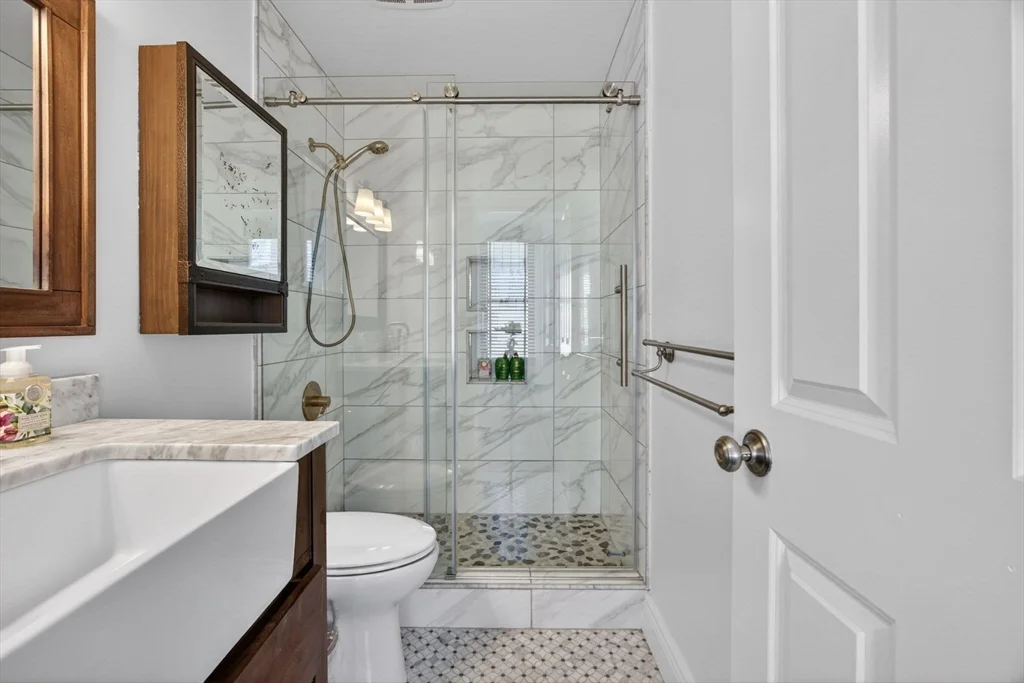 4 Charlesgate E, Back Bay